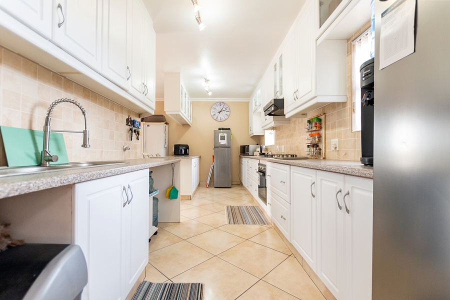 3 Bedroom Property for Sale in Laaiplek Western Cape